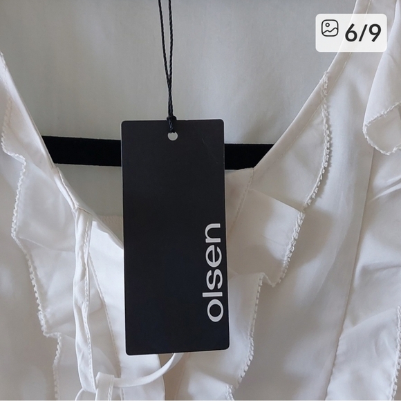 Elegant Cream Ruffle Blouse - Picture 6 of 9